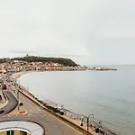 Szálloda Crown By Compass Hospitality 4*