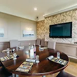 Crown By Compass Hospitality Scarborough