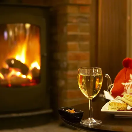 Hotel Crown By Compass Hospitality 4*