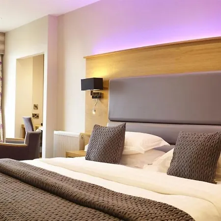 Crown By Compass Hospitality Scarborough