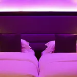 Crown By Compass Hospitality 호텔