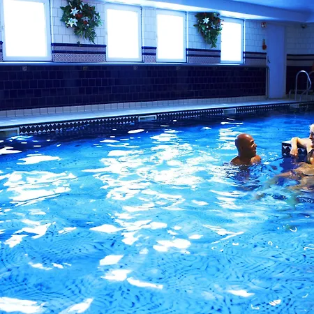 Crown By Compass Hospitality Hotel Scarborough