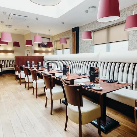 斯卡伯勒康帕斯皇冠spa酒店 4* 斯卡伯勒