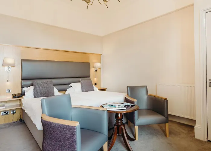 Hotel Crown By Compass Hospitality Scarborough