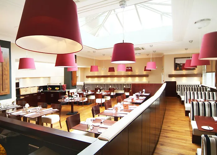 Crown By Compass Hospitality Hotel 4*