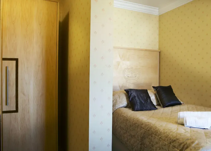 Crown By Compass Hospitality Hotel Scarborough