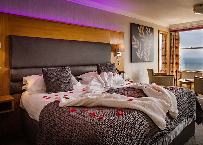 Crown By Compass Hospitality 4* Scarborough