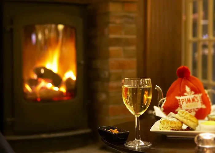 Crown By Compass Hospitality 4*