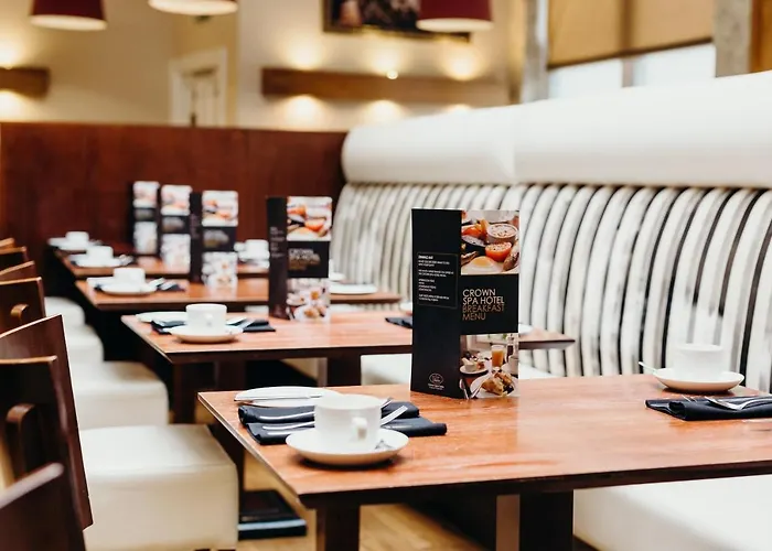 Crown By Compass Hospitality 4*