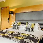 Crown By Compass Hospitality Hotel 4*