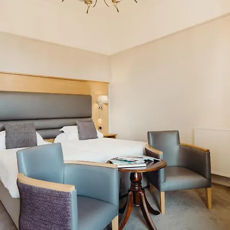 فندق Crown By Compass Hospitality سكرابورو
